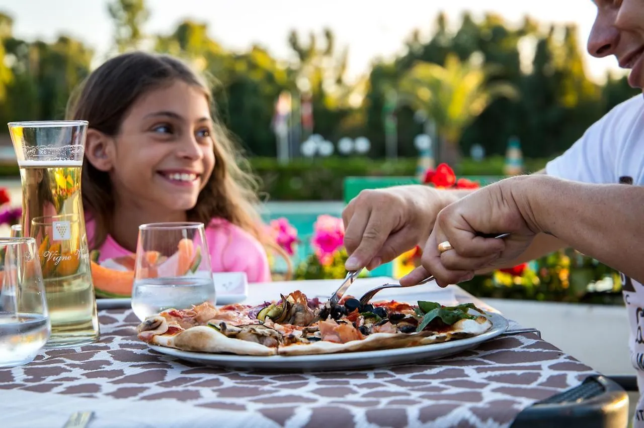 Vacanceselect Mobil Homes - Camping Freetime Marina Di Bibbona 0*,  Italia