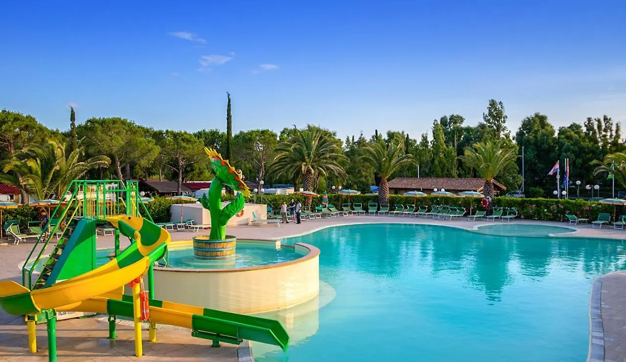 Vacanceselect Mobil Homes - Camping Freetime Marina Di Bibbona